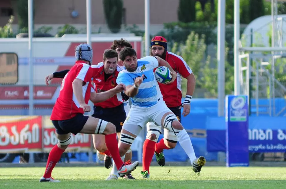 LIDERAZGO. El tucumano Lisandro Ahualli fue capitán de los Jaguares en Georgia. 