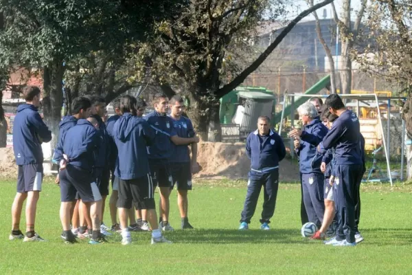 Pocos, pero unidos y felices