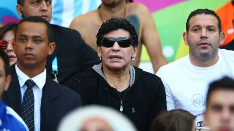 POR TV. Maradona cuestionó el desempeño de la FIFA en el Mundial, y el organismo lo castigó. CAPTURA DE PANTALLA