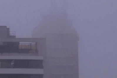 Precaución en las rutas: una densa niebla cubre a Tucumán