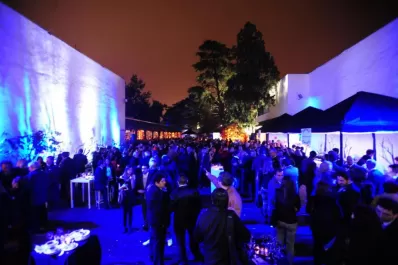 Brindis y encuentros para honrar a la Patria