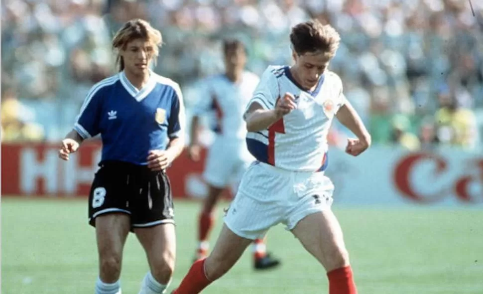MUCHO TIEMPO. La última vez que Argentina pasó cuartos de final le ganó por penales a Yugoslavia y jugaba Cannigia. goal.com