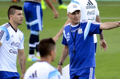 Agüero volvió a entrenar junto a la Selección