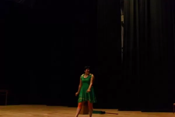 “Malas palabras”: estrenan una obra de Perla Szchumacher