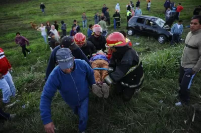 Un triple choque en Arcadia dejó once personas heridas
