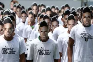 Con miles de caretas, los brasileños homenajearán a Neymar