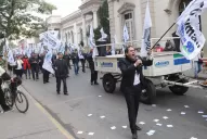 La Bancaria protestó en las calles del centro y no hubo atención al público