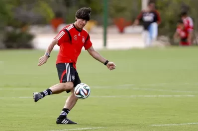 Löw quiere hacer historia