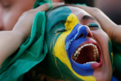 De luto: lágrimas y desazón en la hinchada brasileña