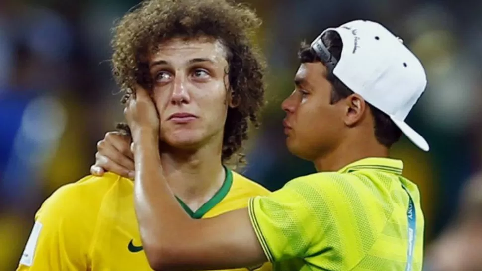 David Luiz pide disculpas entre lágrimas al pueblo brasileño