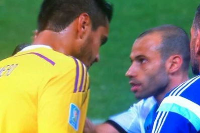 Hoy te convertís en héroe, le anticipó Mascherano a Romero