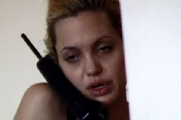 Difunden supuesto video de Angelina Jolie, drogada