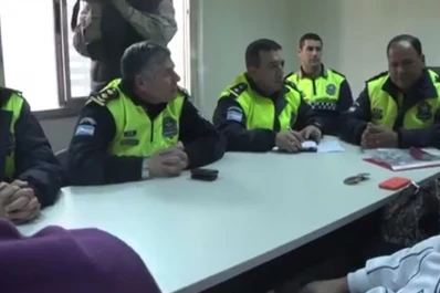 La Policía se comprometió a brindar más seguridad a los comercios del centro