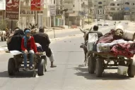 Civiles huyen de Gaza, luego de la dura advertencia israelí