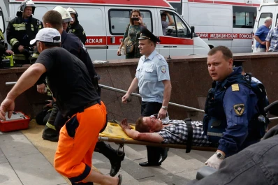 Ascienden a 21 los muertos por la tragedia en el subte de Moscú