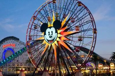 Detienen a decenas de trabajadores de Disney por abusos a menores