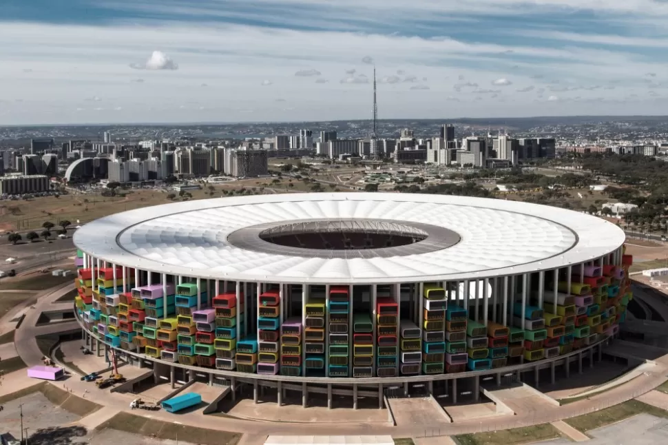 Proponen hacer viviendas en los estadios de Brasil 2014