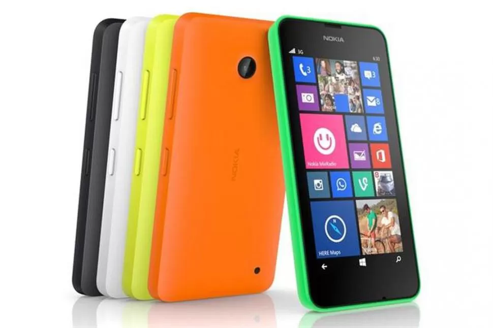 CARCASAS INTERCAMBIABLES. El Lumia 360 se adapta a distintos gustos. lanacion.com.ar
