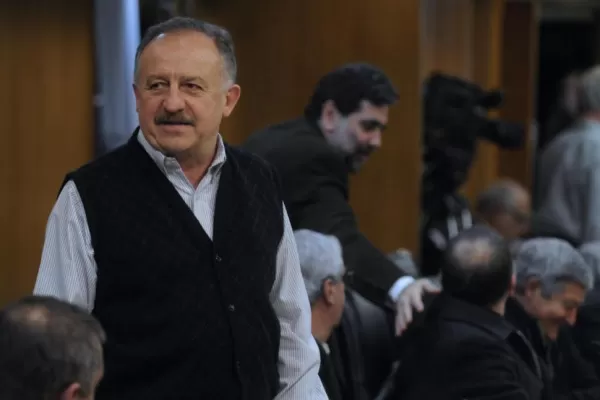 Moyano confirmó que el paro general será en agosto