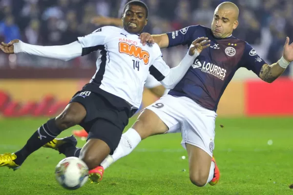 Lanús perdió en su estadio ante Mineiro en la primera final