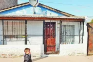 Es una bestia, dijo el padre del hombre que metió a su hija en el lavarropas