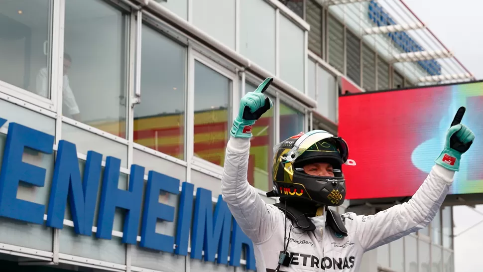 IMPARABLE. El piloto de Mercedes lideró la prueba durante todo el fin de semana. REUTERS