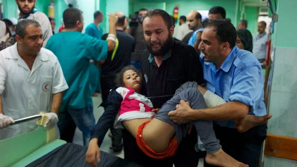EL HORROR. Más de 700 civiles palestinos han muerto desde que empezaron los bombardeos. REUTERS