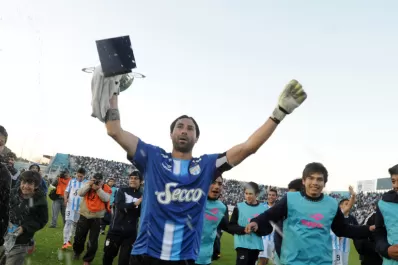 Atlético venció a San Martín y se quedó con la Copa de Invierno