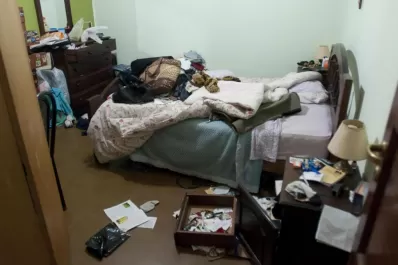 Los ladrones aprovecharon que una familia salió a almorzar y entraron a la casa