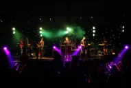 Mano e Mono: La “banda escuelita” sale a dar lección