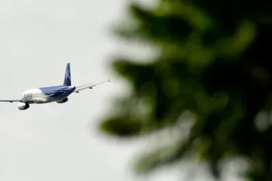 Siguen con problemas los vuelos hacia Aeroparque