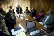 Ofrecen jerarquizar a los auxiliares docentes