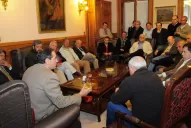 Alperovich admite que sube la desocupación