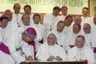 El Papa se dará hoy su primer baño de multitud en Corea