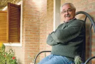 “Hace falta más humor y menos cholulismo en TV”