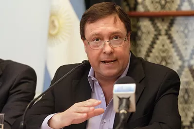 Weretilneck, gobernador de Río Negro, rompió con el kirchnerismo y se acerca a Massa