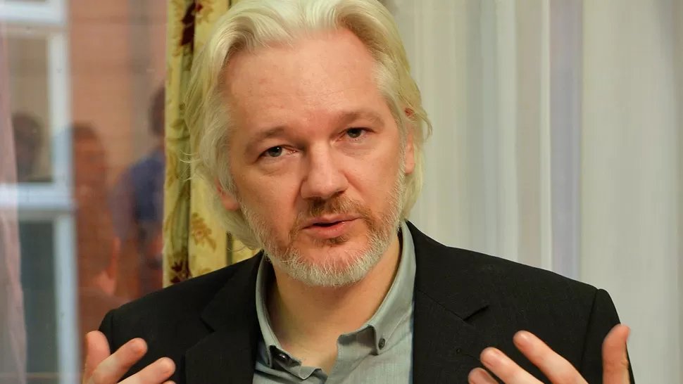 LOOK ACTUAL. Assange está encerrado las 24 horas en un edificio sin patio, lo que podría haber desmejorado su salud. REUTERS