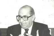 Adiós al cabal profesor