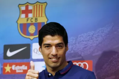 La misión de Suárez: hacer goles y limpiar su imagen