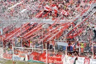 Las barras de San Martín anunciaron que pretenden ingresar al Monumental