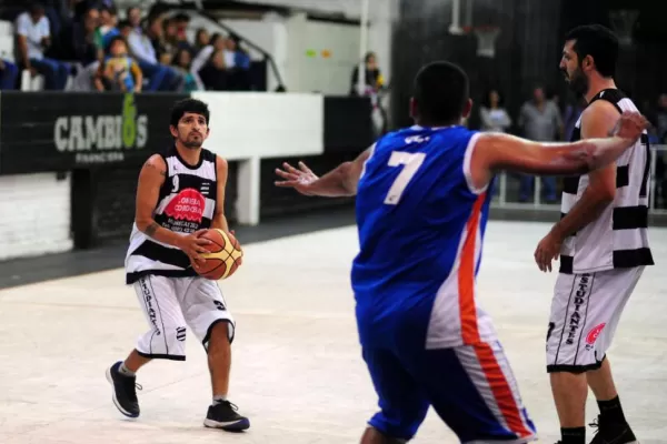 Tres encuentros abren el torneo