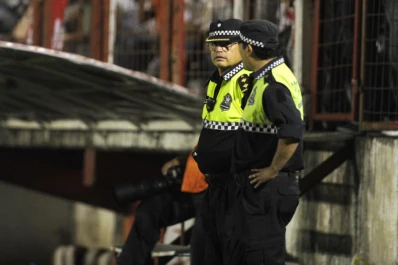 Un operativo especial para separar a 60 dirigentes