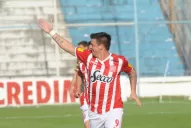 Lenci marcó un gol que acalló insultos: que se fijen en su club