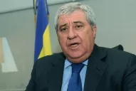 Ameal, ex presidente de Boca, denuncia una movida para desestabilizar a Bianchi