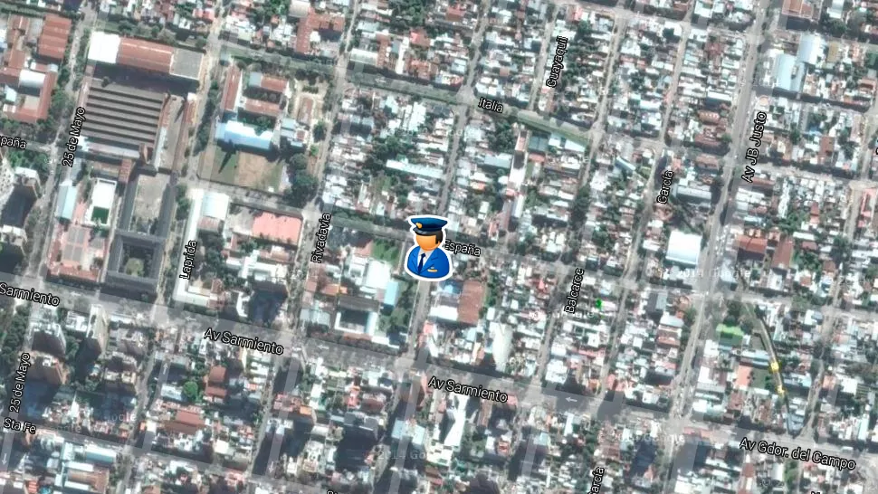 LUGAR DEL HECHO. El robo se produjo en la esquina de España y Monteagudo. CAPTURA DE GOOGLE MAPS