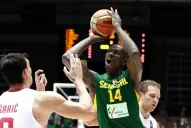 España camina invicto y Senegal dio la sorpresa