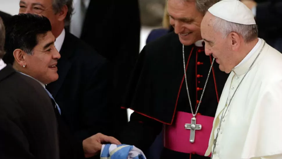 15 MINUTOS. Duró la audiencia de Maradona con el Papa Francisco. FOTO TOMADA DE www.LATERCERA.COM