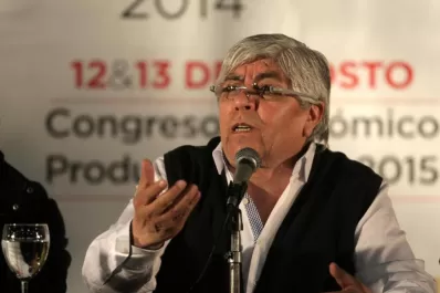 Moyano compara al Gobierno con la dictadura