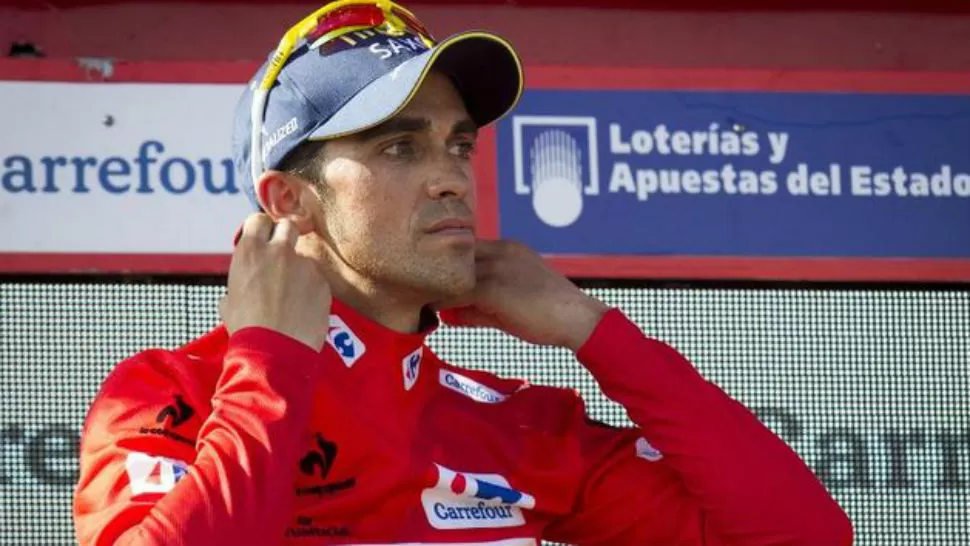 NO TAN LEJOS. Sólo 1'36 lleva Contador de ventaja, sobre sus más inmediatos perseguidores. FOTO TOMADA DE WWW.RPCTV.COM