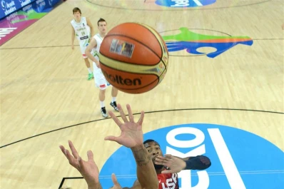 Lituania y Estados Unidos sacaron pasaje a las semifinales